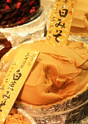 沖縄マンゴーを食べてみませんか